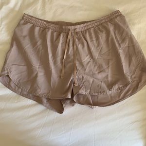 Old Navy Dolphin Hem Shorts